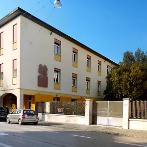 Fogadó Centro Della Famiglia, Treviso